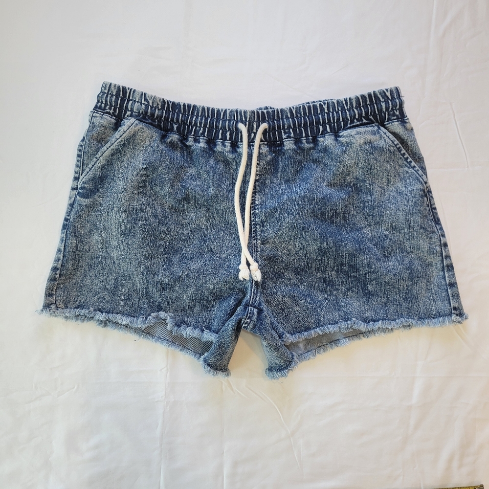 Tinseltown Drawstring Pull On Mini Shorts Size L